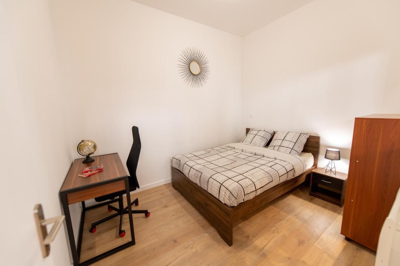 Kasa Loft Centre 2 - Wifi Et Tv - Confortable Et Stationnement Gratuit A Proximite Saint-Etienne  Buitenkant foto