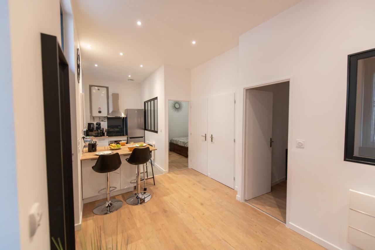 Kasa Loft Centre 2 - Wifi Et Tv - Confortable Et Stationnement Gratuit A Proximite Saint-Etienne  Buitenkant foto