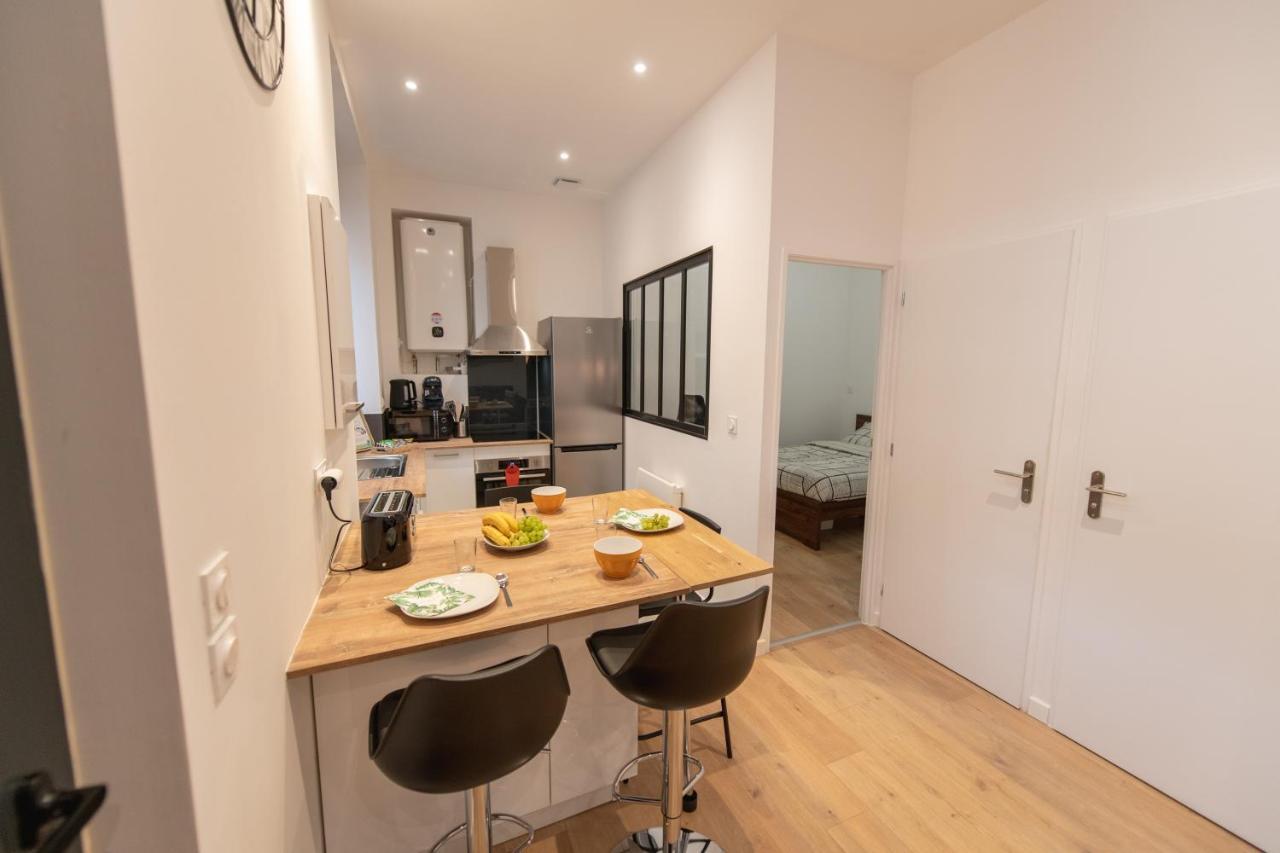 Kasa Loft Centre 2 - Wifi Et Tv - Confortable Et Stationnement Gratuit A Proximite Saint-Etienne  Buitenkant foto